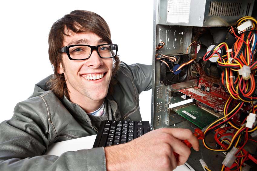 Мастер по ремонту компьютеров в Долгопрудном