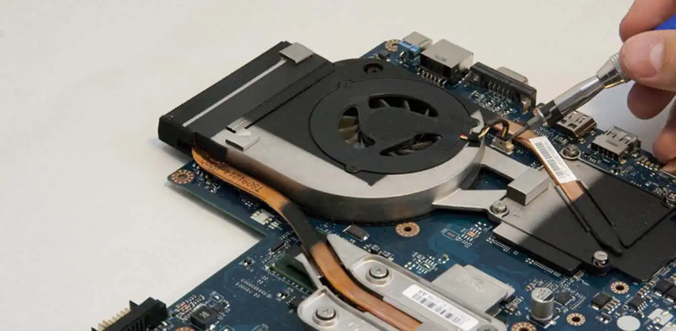 Чистка ноутбука Packard Bell от пыли в Долгопрудном | Замена термопасты